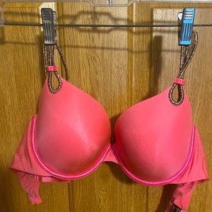 Beautiful vibrant pink bra from Victoria’s Secret. Size 34D